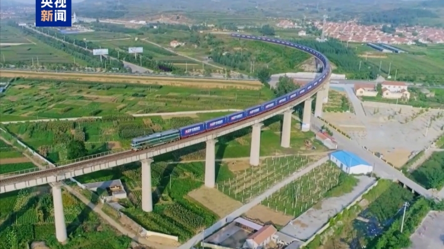 Trung Quốc đẩy mạnh phát triển vận tải đường sắt với châu Âu